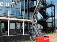 Hibridna dvižna ploščad Manitou, model 170 AETJ-L BI