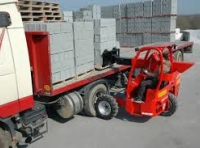 Specialni logistični viličar, model TMT Manitou